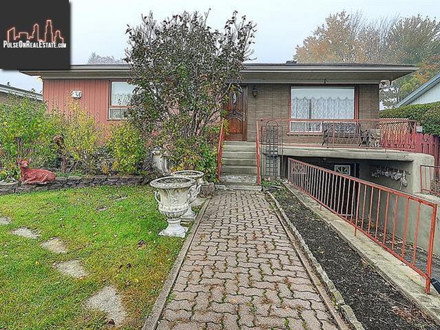 Property 1322 Boul. Brassard main img