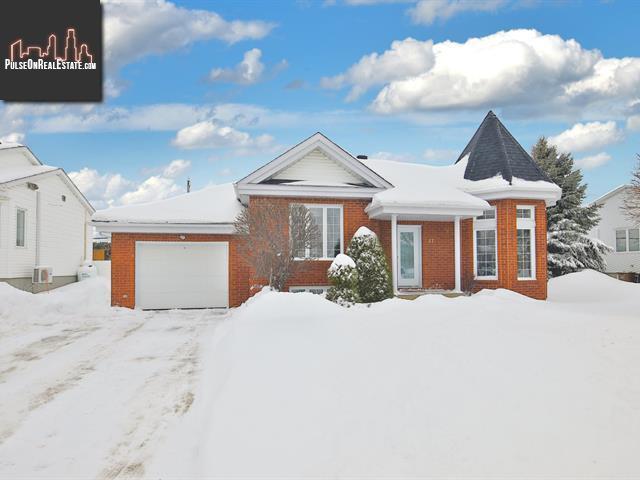 Property 11 Rue Bourdeau main img