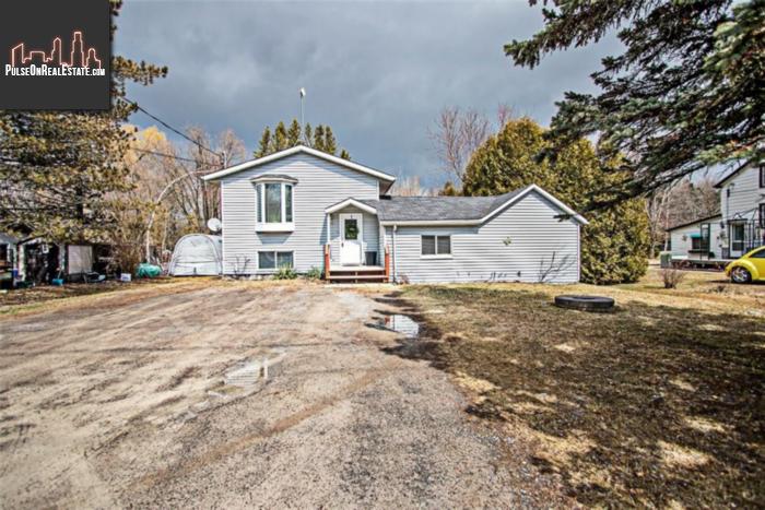 Property 21869 Loyalist Parkway main img