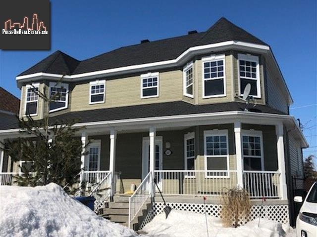 Property 2547 Rue Robindaine main img