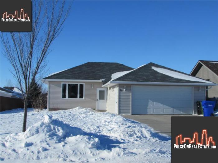 Property 58 Valleyfield Dr main img