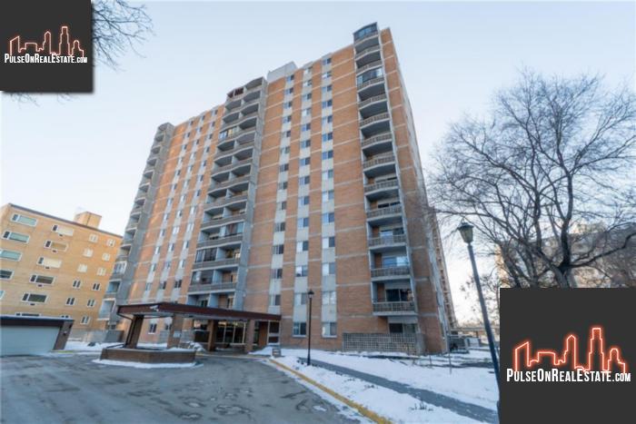 Property 202 230 Roslyn Rd main img