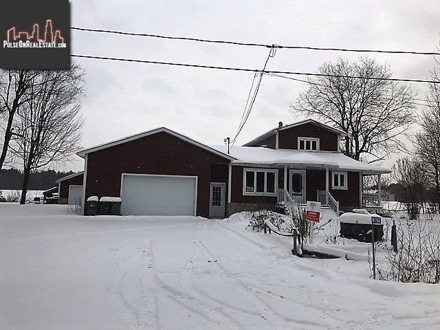Property 744 Rue Charest main img