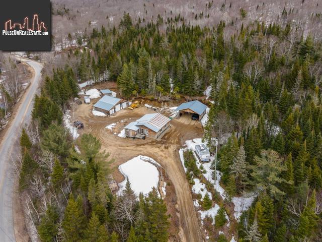 Property 1760 Rg Saguenay img1