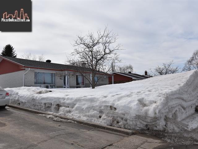 Property 1659 Rue Papineau main img