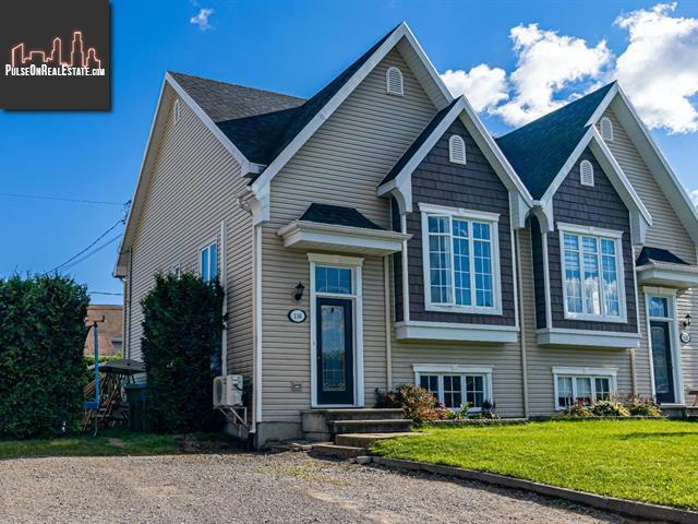 Property 116 Rue De Lazalee main img