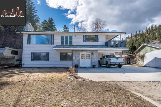 Property 12121 Borton Crescent main img