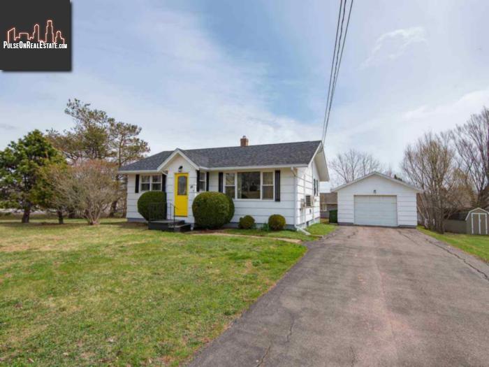 Property 14 Yorkshire Drive main img