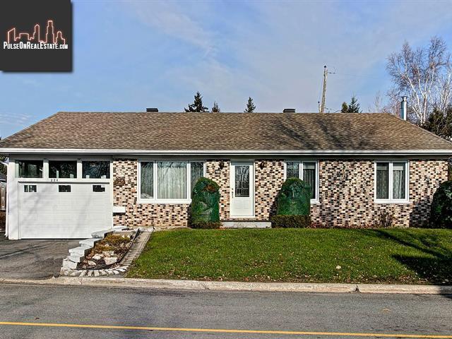 Property 224 Rue Montmorency main img