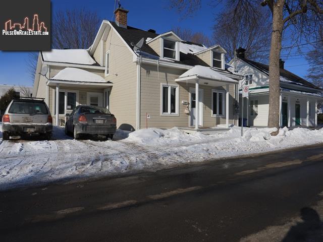 Property 340z-342z Rue Fabre main img