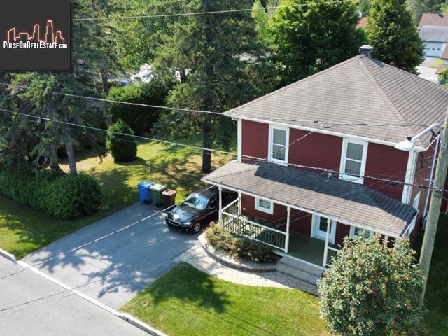Property 126 7e Rue S. main img
