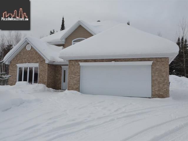 Property 401 Rue De La Colline main img
