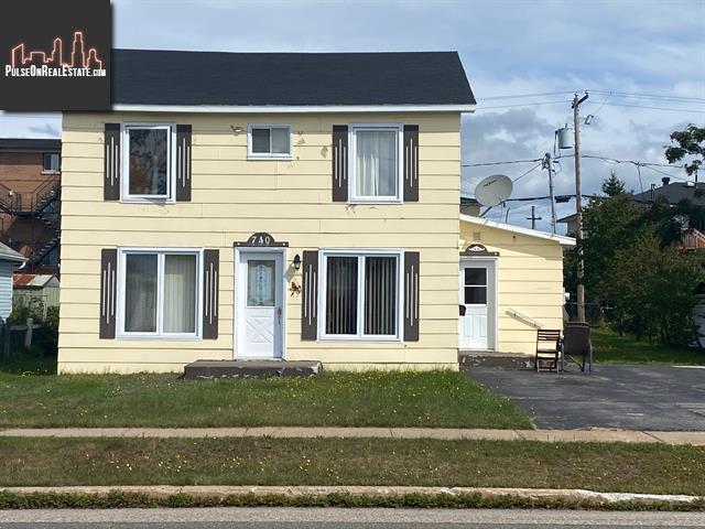Property 740 Av. Cartier main img