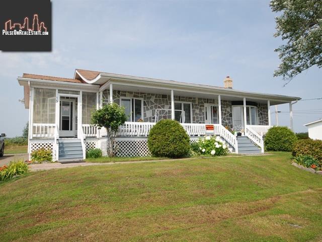 Property 75 5e Avenue E. main img
