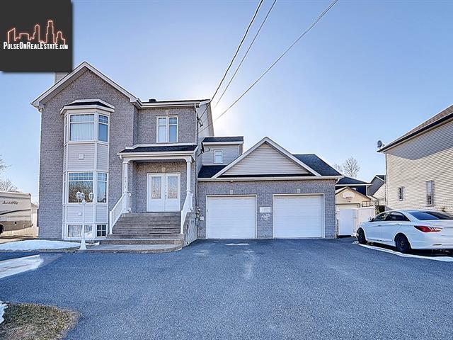 Property 3407-3409 Rue Bouthillier main img