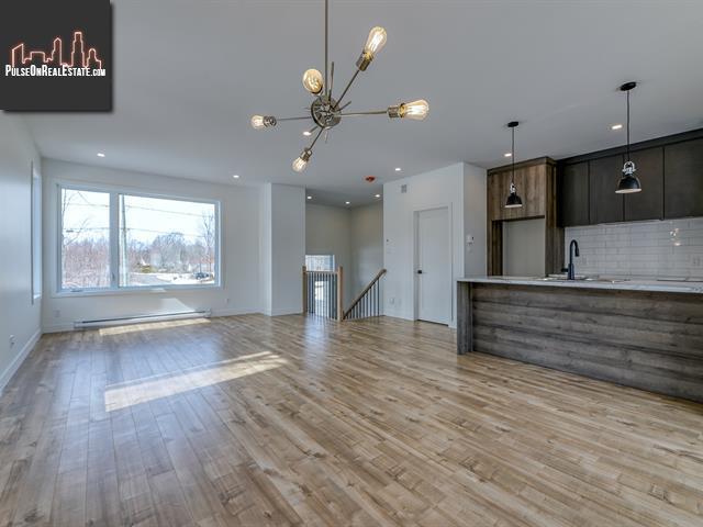 Property 816 Place De Queneblay main img