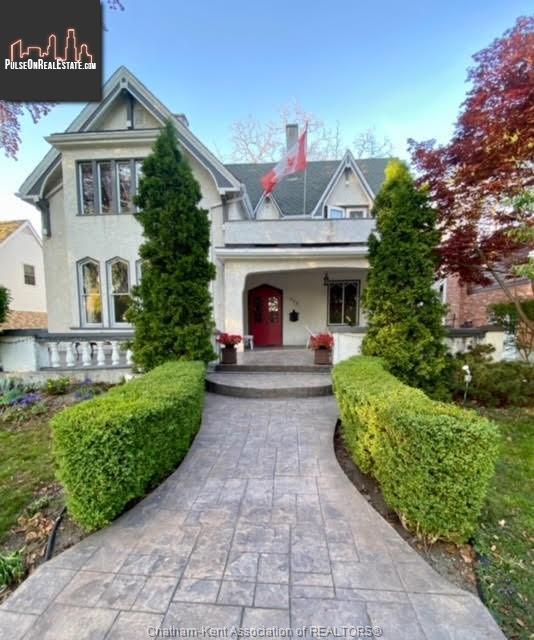 Property 225 Victoria Avenue main img