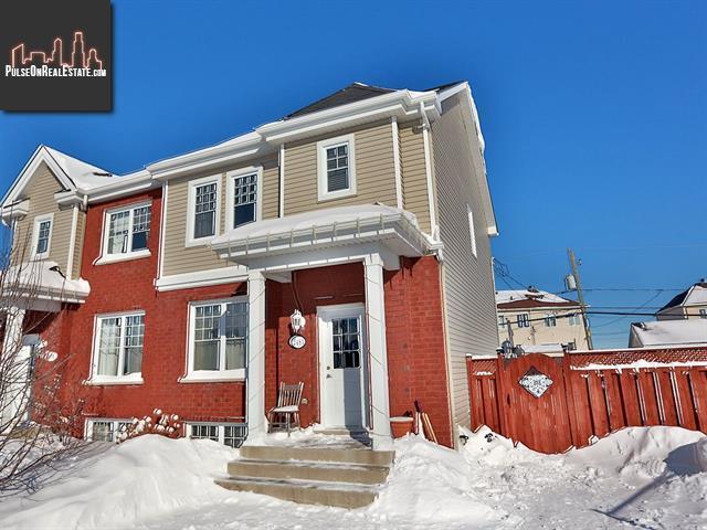 Property 2483 Rue Des Thalias main img