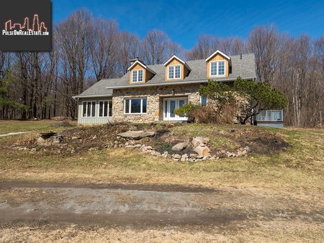 Property 236 Ch. St-Georges main img