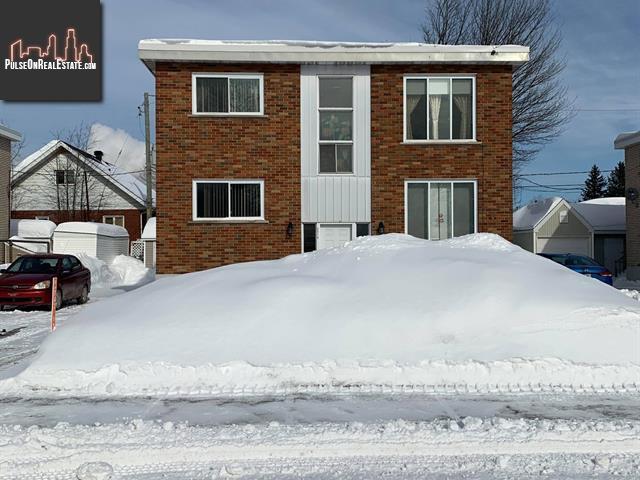 Property 2215 Rue Du Cardinal-Leger main img