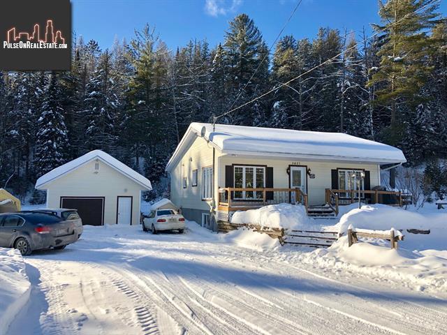 Property 3451 Route De La Ferme main img