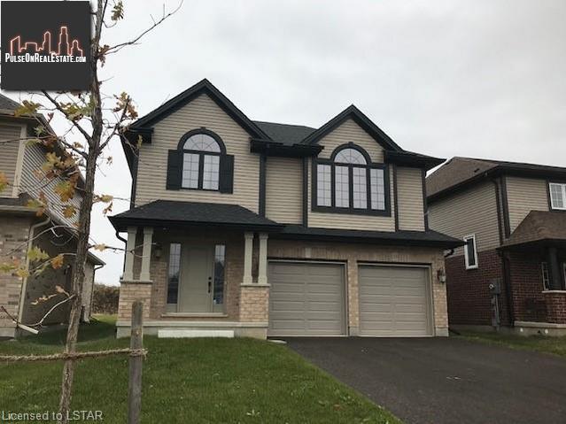 Property 33 Ashberry Place main img