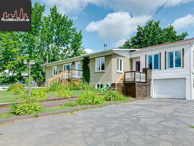 Property 2750 15e Rue main img