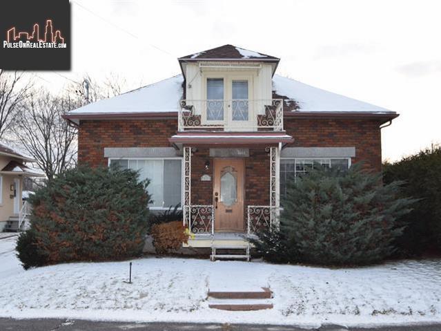 Property 82 Rue Dupuis main img