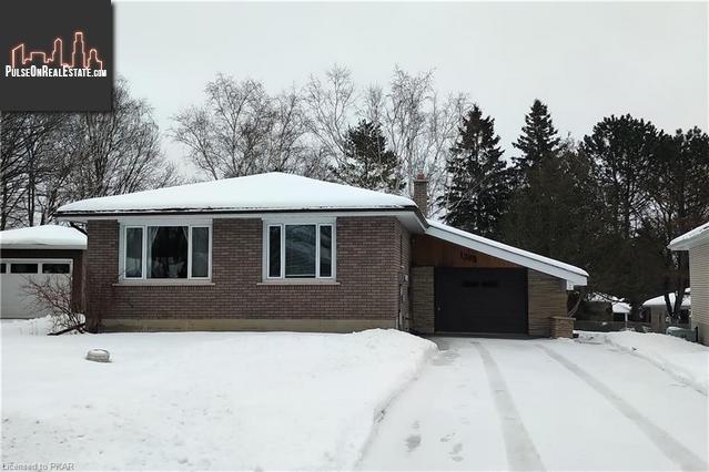 Property 1302 Bathurst Street main img