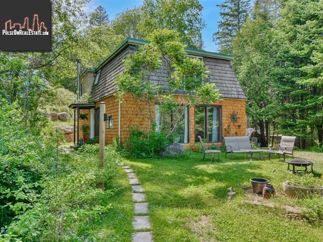 Property 865 Cote St-Gabriel O. main img