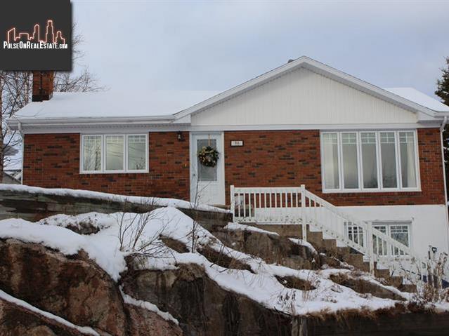 Property 86 Av. Laurier main img