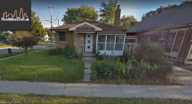 Property 1171 Oxford Street E main img