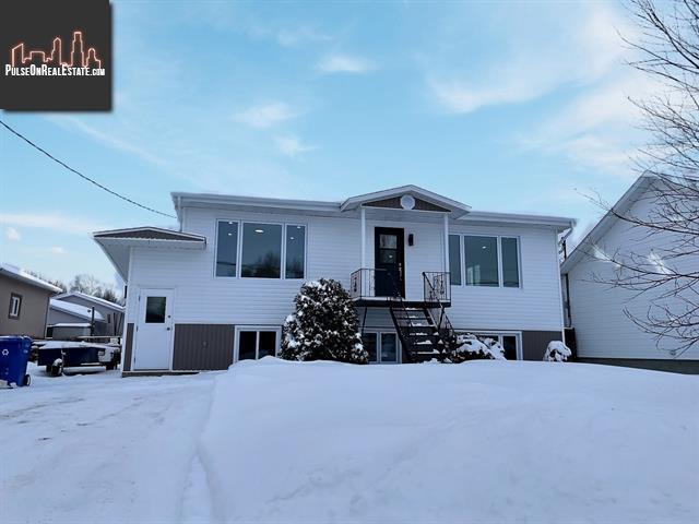 Property 76-76a Rue Real-Caouette main img