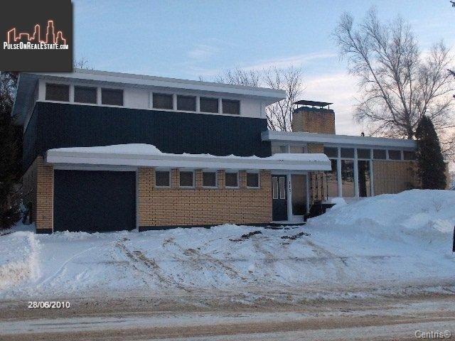 Property 115 Rue St-Pierre O. main img