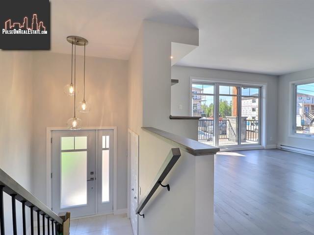 Property 206 Rue Du Coteau img1