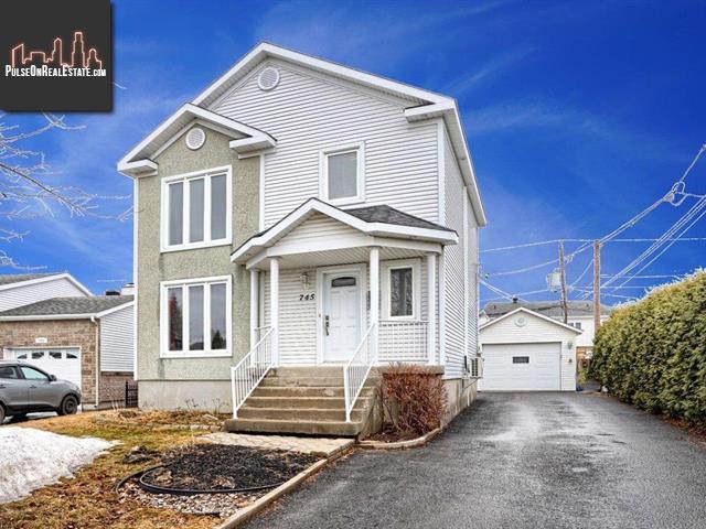 Property 745 Rue Boulet main img
