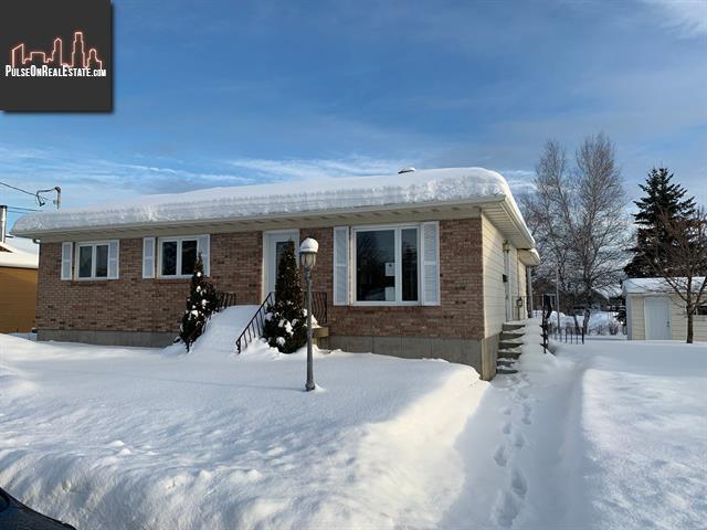 Property 229 Av. Langlois main img