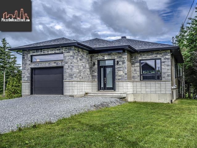 Property 265 Rue Hamel main img