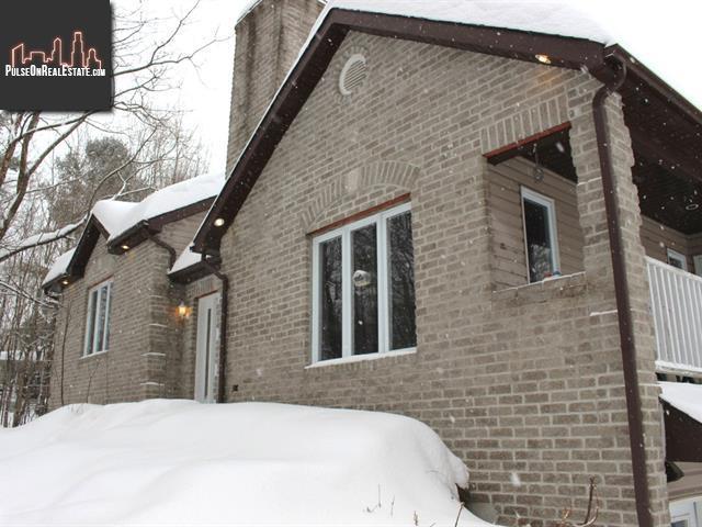 Property 8 Rue Des Cerfs main img