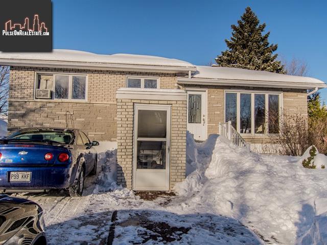 Property 13 Rue Miron main img