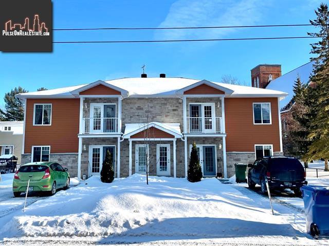 Property 15 Rue Hunter main img