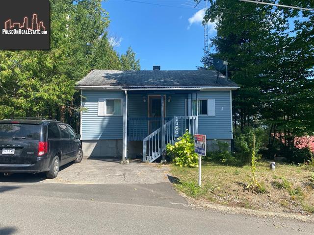 Property 1360 Rue De La Baie main img