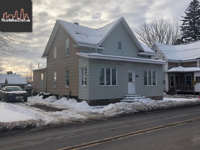 Property 1187 Rue Principale main img