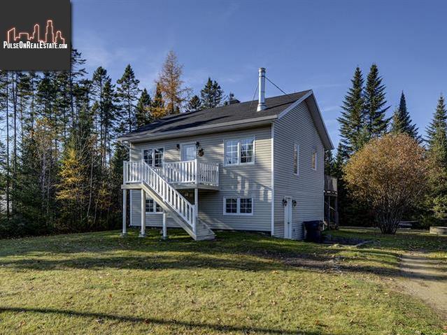 Property 105 1re Avenue main img