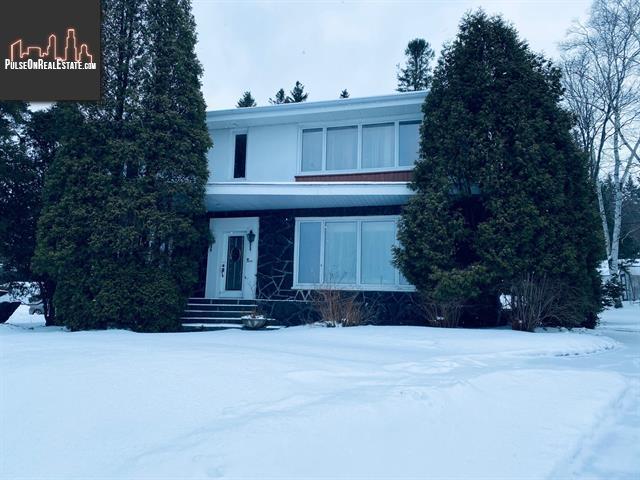 Property 142 Boul. Auger E. main img