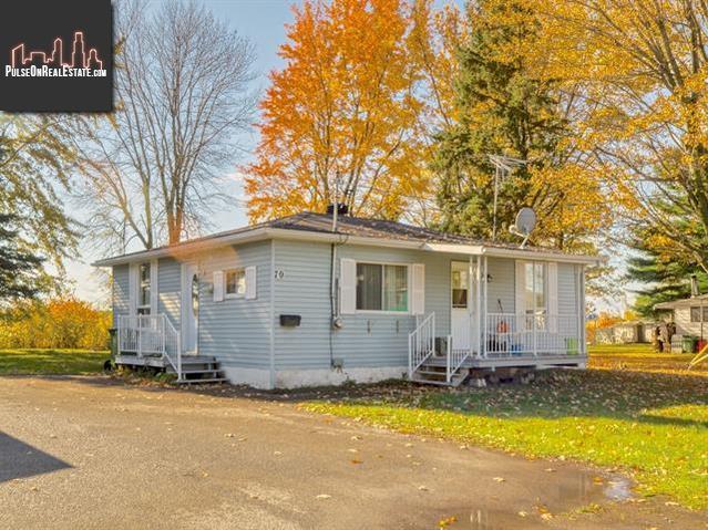 Property 70 Rue Simpson main img