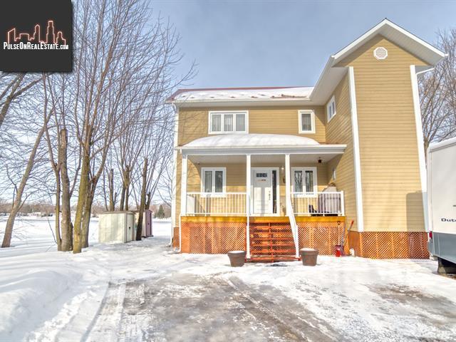 Property 57 Rue Theroux main img