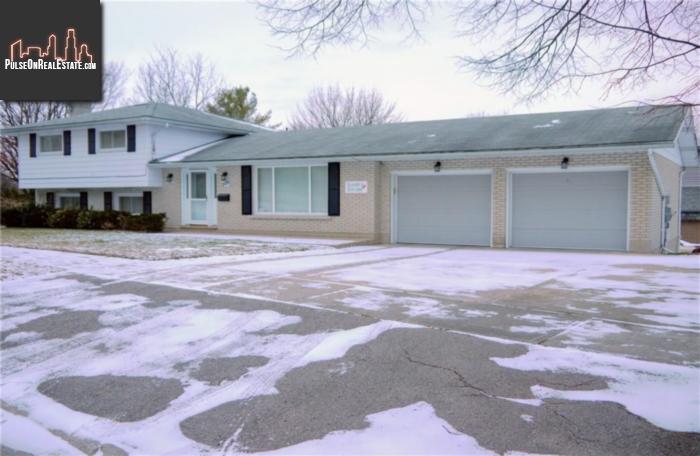 Property 209 Farrier Drive main img