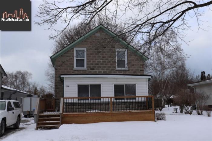 Property 216 Hincks Street main img