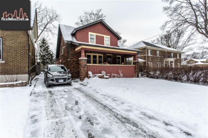Property 4918 Simcoe Street main img
